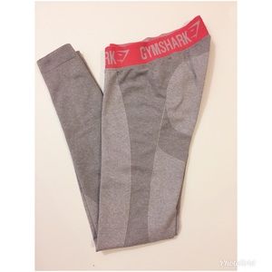 Gym shark fit leggings!